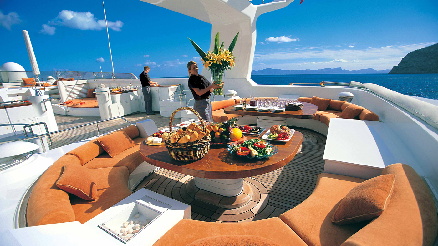 La Paz Yacht Charters and Boat Rentals, Luxury Mega Yacht charters in la Paz Mexico, iYacht, Steve Jobs yacht,  Venus, Super yacht,